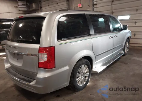 2012 Chrysler Town & Country Limited z USA, uszkodzony, nr VIN 2C4RC1GG8CR218026